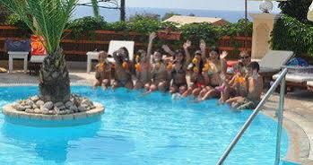 Hotel Stevens On The Hill Agios Gordios  Exterior foto
